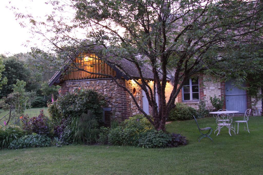 Les Jardins De L'Aulnaie Bed & Breakfast Fontaine-sous-Jouy Luaran gambar